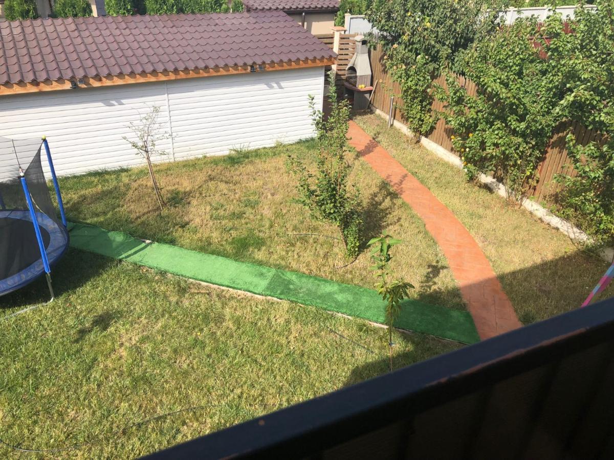 Vila Cu Trandafiri Cozy Apartments 2 Camere Bragadiru Eksteriør bilde