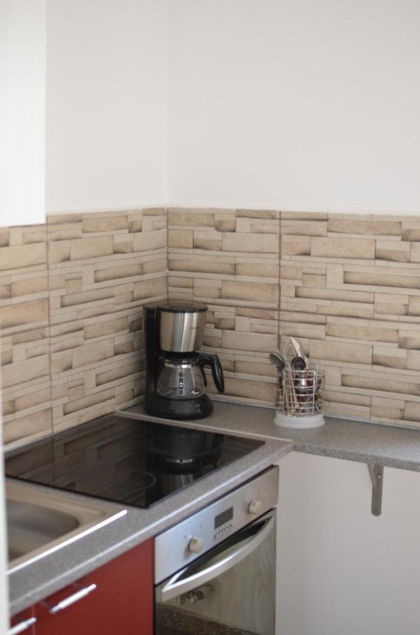 Vila Cu Trandafiri Cozy Apartments 2 Camere Bragadiru Eksteriør bilde